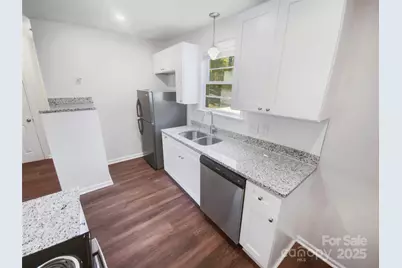 349 Wakefield Drive #A, Charlotte, NC 28209 - Photo 2