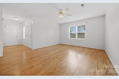 3830 16th Street NE #A, Hickory, NC 28601 - Photo 10