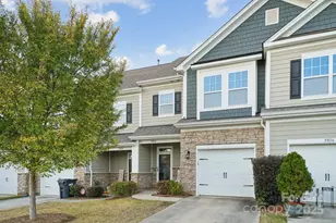 5020 Harris Woods Blvd, Charlotte, NC 28269 - Photo 2
