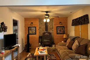 369 Pinecrest Cir, Troy, NC 27371 - Photo 4