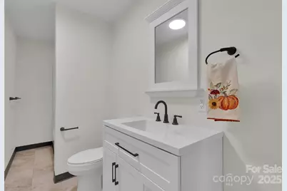 201 W McCubbins Street, Salisbury, NC 28144 - Photo 12