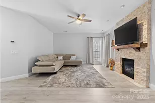 7424 Sugar Maple Ln, Charlotte, NC 28215 - Photo 10