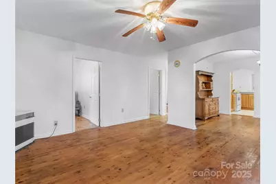 96 Thompson Road, Spruce Pine, NC 28777 - Photo 8