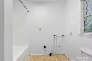 96 Thompson Rd, Spruce Pine, NC 28777 - Photo 24