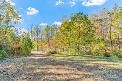 96 Thompson Road, Spruce Pine, NC 28777 - Photo 2