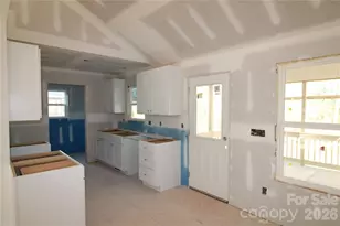 152 Hinton St, Chester, SC 29706 - Photo 10