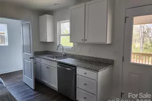 152 Hinton St, Chester, SC 29706 - Photo 10