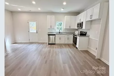 112 N Gould Avenue, Bessemer City, NC 28016 - Photo 16