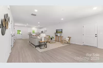 112 N Gould Avenue, Bessemer City, NC 28016 - Photo 10