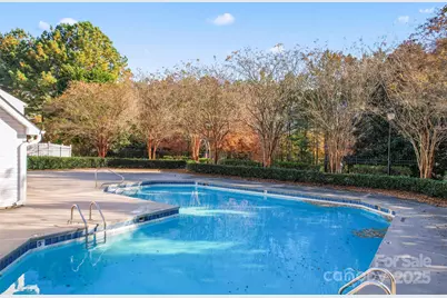 12318 Hennigan Place Lane, Charlotte, NC 28214 - Photo 2