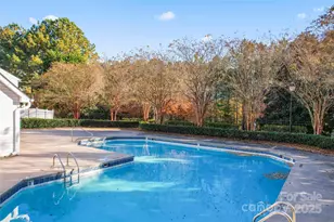 12318 Hennigan Pl Ln, Charlotte, NC 28214 - Photo 2