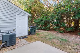 12318 Hennigan Pl Ln, Charlotte, NC 28214 - Photo 30