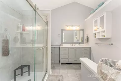 7024 Passeres Court, Charlotte, NC 28215 - Photo 16