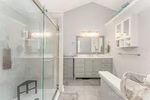 7024 Passeres Ct, Charlotte, NC 28215 - Photo 16