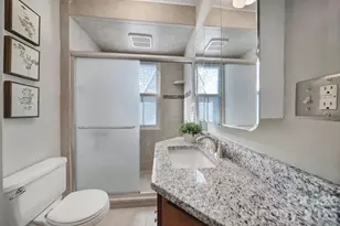 1528 S Rensselaer Pl, Charlotte, NC 28203 - Photo 22