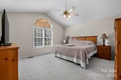 815 Catawba Valley Boulevard SE, Hickory, NC 28602 - Photo 8