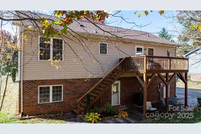 815 Catawba Valley Boulevard SE, Hickory, NC 28602 - Photo 28