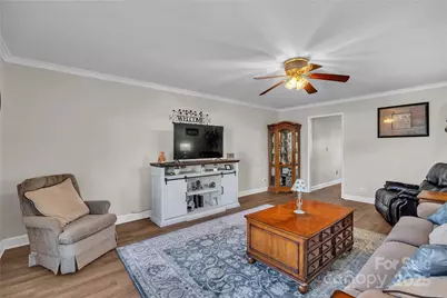 914 Carolyn Avenue, Kannapolis, NC 28083 - Photo 10