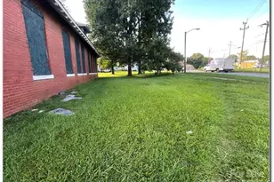 4145 Gossett Ave, Charlotte, NC 28208 - Photo 6