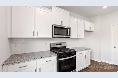 92 Queen Valley Way, Waynesville, NC 28786 - Photo 6