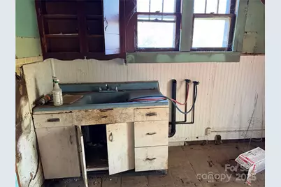 34 Bradley Street, Asheville, NC 28806 - Photo 8