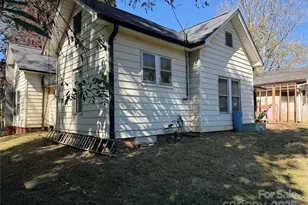 34 Bradley St, Asheville, NC 28806 - Photo 12