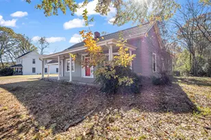 329 W Main St, Mooresboro, NC 28114 - Photo 4