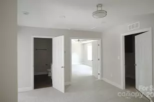 501 Granby Cir, Charlotte, NC 28217 - Photo 16