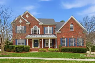 11416 Foggy Bank Ln, Charlotte, NC 28214 - Photo 2
