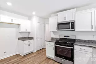 131 Bovine Br Rd, Fletcher, NC 28732 - Photo 4