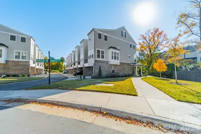 2560 Deacon Avenue, Charlotte, NC 28204 - Photo 2