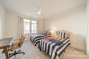 953 Poindexter Dr, Charlotte, NC 28209 - Photo 28