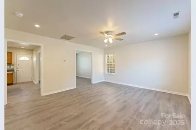 5114 Brooktree Drive, Charlotte, NC 28208 - Photo 2