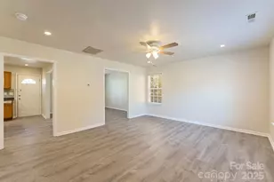 5114 Brooktree Dr, Charlotte, NC 28208 - Photo 2