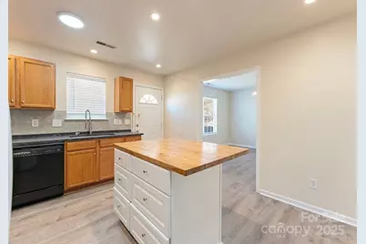 5114 Brooktree Drive, Charlotte, NC 28208 - Photo 8