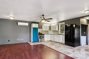 1749 Haywood Rd, Hendersonville, NC 28791 - Photo 14