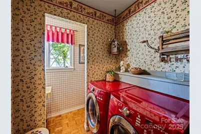 134 Lone Oak Drive, Clyde, NC 28721 - Photo 2