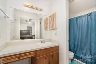 8031 Gera Emma Dr, Charlotte, NC 28215 - Photo 20