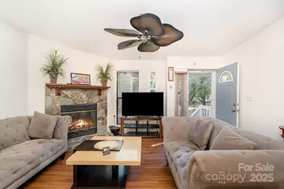 8031 Gera Emma Drive, Charlotte, NC 28215 - Photo 6