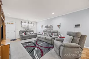 791 Rock Lake Glen Dr, Fort Mill, SC 29715 - Photo 4