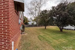 1623 Kimberly Dr, Gastonia, NC 28052 - Photo 12