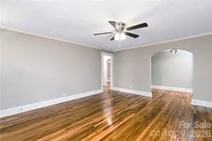 328 11th St SW, Hickory, NC 28602 - Photo 6