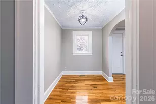 328 11th St SW, Hickory, NC 28602 - Photo 14