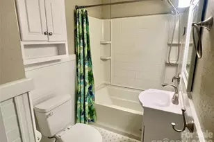 328 11th St SW, Hickory, NC 28602 - Photo 12