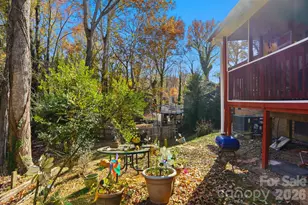 721 Ascot Dr, Charlotte, NC 28215 - Photo 20