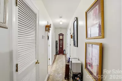 721 Ascot Drive, Charlotte, NC 28215 - Photo 8