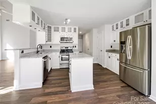 163 Scanlon Rd, Mooresville, NC 28115 - Photo 2