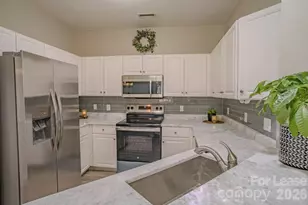 1125 Torrence Cir, Davidson, NC 28036 - Photo 14