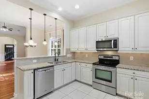 1107 Crown Vista Dr, Lancaster, SC 29707 - Photo 16