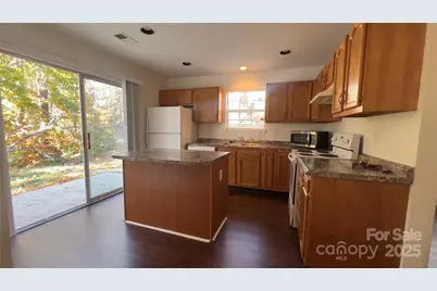 3135 Brockhampton Court, Charlotte, NC 28269 - Photo 14